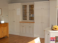 Wooden Custom made painted kitchen units made to order by Incite Interiors. Solid Wood Carcass, painted with Farrow and Ball Paint, Custom made to plan, free quote, no obligation, competitive prices, No pushy sales, Derby, Derbyshire, Nottingham, Nottinghamshire, 