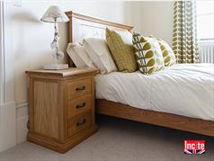 Handmade Oak Bed With 2 Panel Headboard Detail