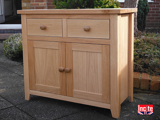 Oak Sideboard with 2 Door 2 Drawer