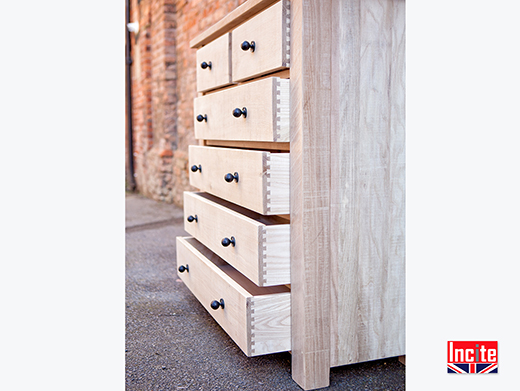 Natural Waxed Oak Chest of Drawers