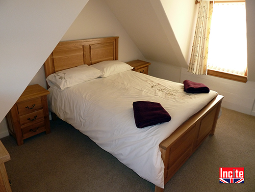 Oak Panelled Head and Foot End Bed