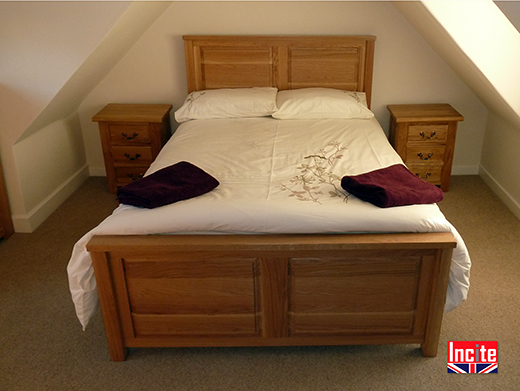 Oak Panelled Head and Foot End Bed