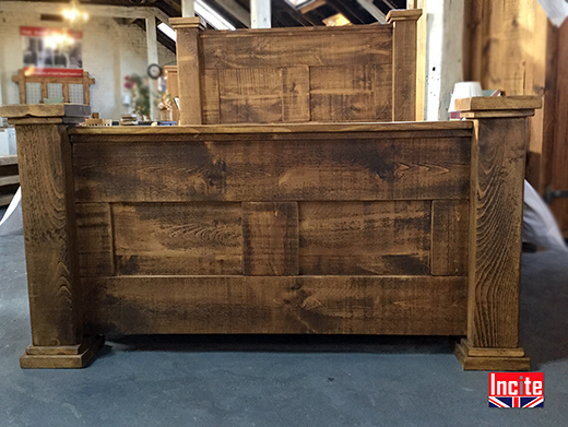 Chunky Plank Pine Grande Bed