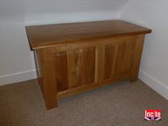 British Handmade Solid Oak Blanket Chest and Bedroom Furniture By Incite Interiors Draycott Derbyshire