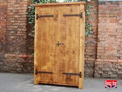 Chunky Pine Double Wardrobe