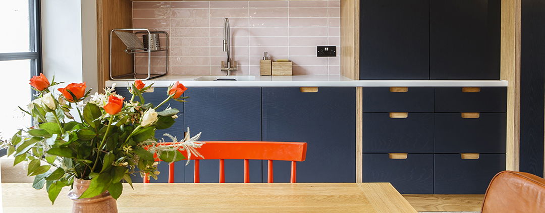 Custom made painted and oak trimmed fitted kitchen by incite Interiors Draycott, Derbyshire